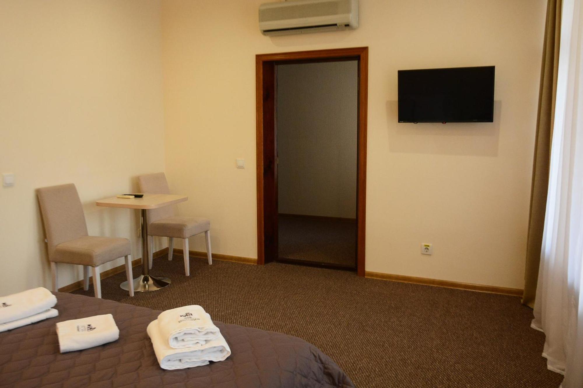 Hotel Voskresensky Sumî Cameră foto